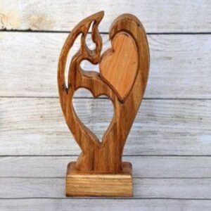 Gato em madeira Nobre