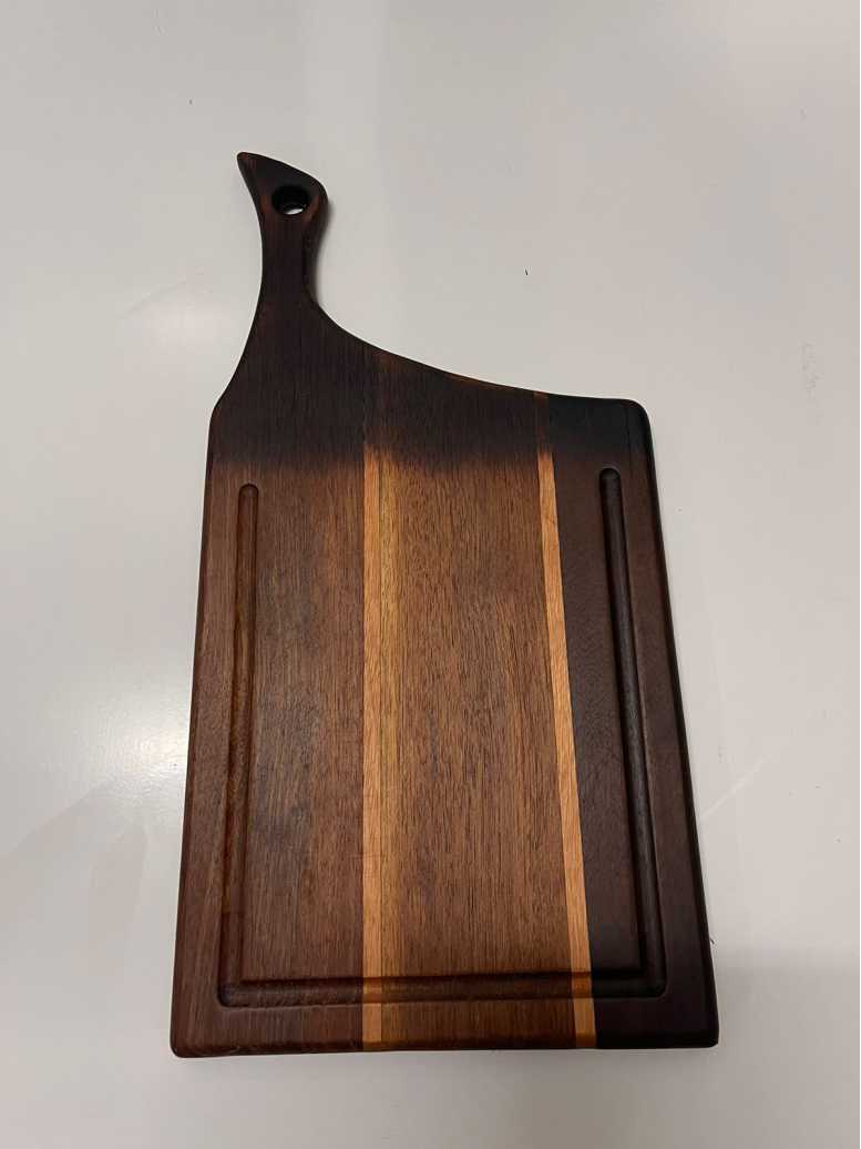 Tabua para churrasco queimada